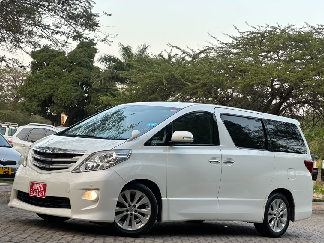 TOTOTA ALPHARD thumbnail 2